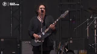 Famous Robert Smith "This song makes me laugh" Wealth