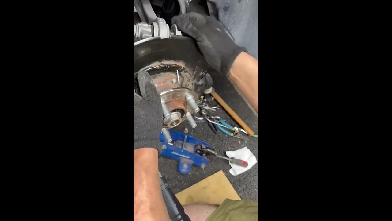 Charger Hellcat Replace Rear Knuckle Driver Side ( In Spanish ) YouTube