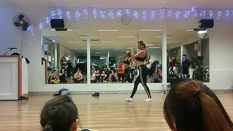 Eglantine ladies styling Canberra 2016 - walk styling