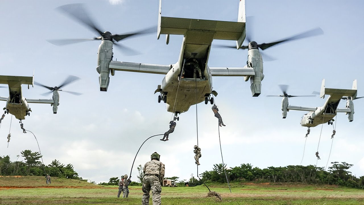 US Marines Perform Extreme Fast-Roping from a Hovering V-22 Osprey ...