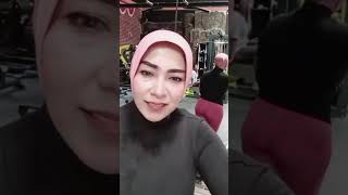 Bunda Mau Gym Dulu Ya