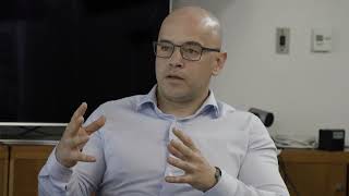Crossover Rockstars | Turning a computer bug into a SVP Software Engineering remote role in Romania