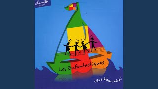 Video thumbnail of "Les Enfantastiques - C'est de l'eau"