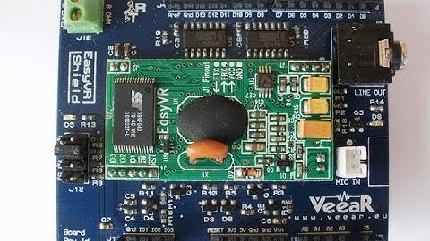 Tutorial EasyVR Shield parte 2-Comandi vocali e test by RobotProjects