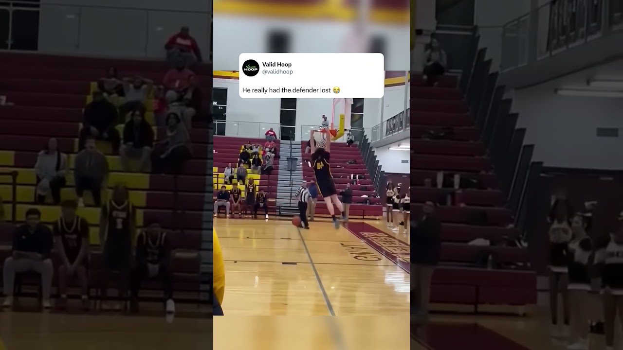 He lost the defender with this move 😳