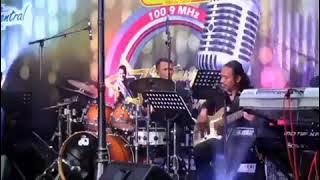 Terbang Burung Terbang & Hancor Badan Kandung Tanah