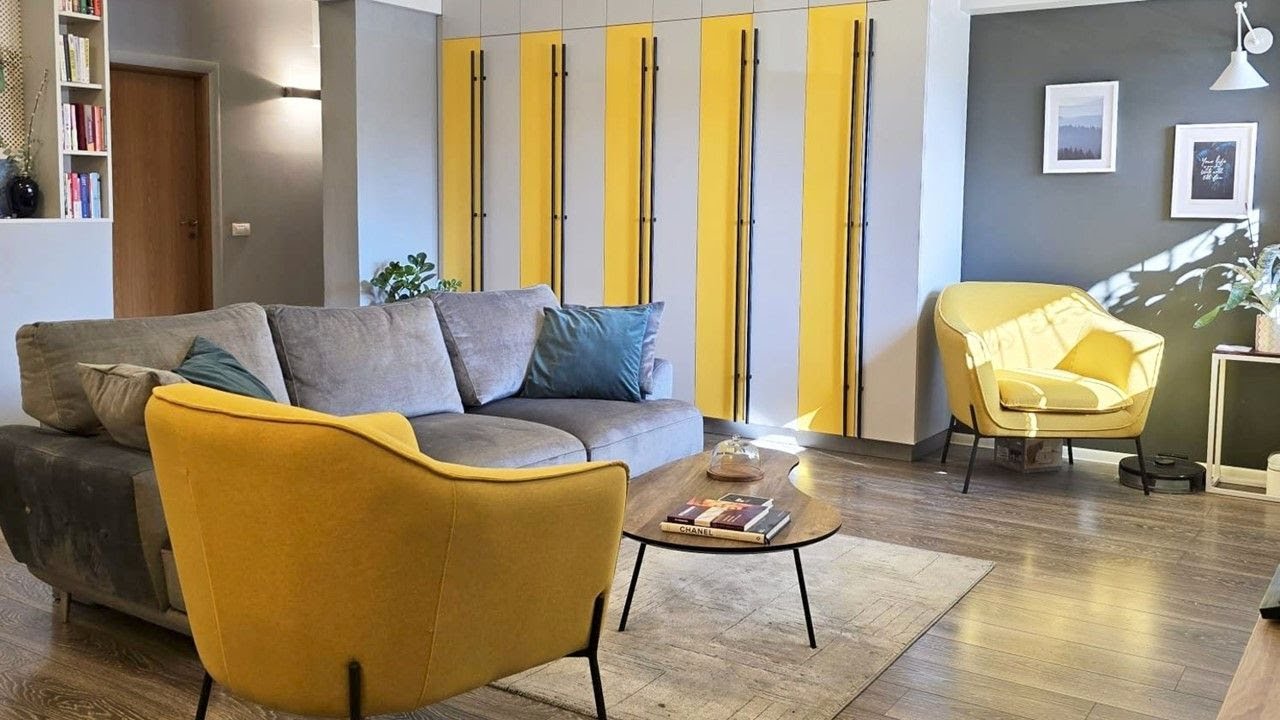 Depozitare în hol și în living când ai open space