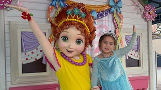 Disney Junior Characters Meet Greet Hollywood Studios Zia Camila