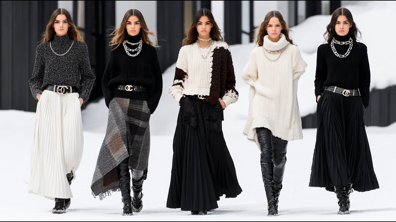 CHANEL Осень/Зима 2025/2026: от нейтральных тонов до смелых монохромных образов