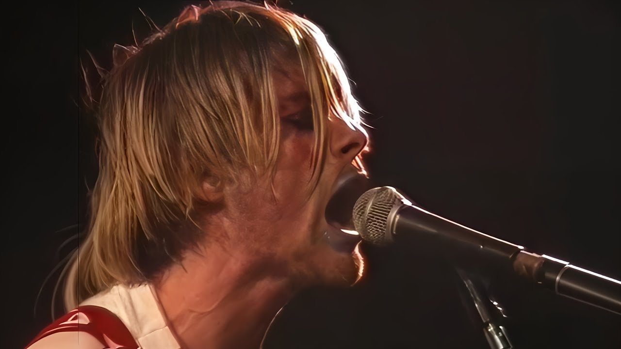 Nirvana — Leeds Polytechnic, Leeds, UK  [10.25.1990] | [60fps - 1080p - AI Upscaled] - Full Remixed