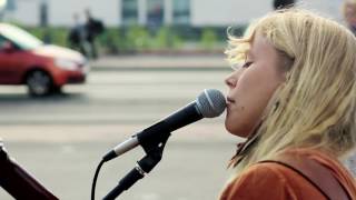 Video thumbnail of "Alice Phoebe Lou - Castles Made Of Sand - Jimi Hendrix (Cover)"