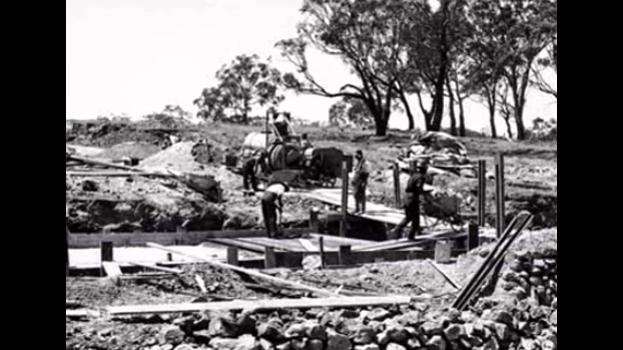 Old Canberra.The Causeway. YouTube