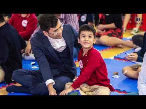 Video (HN) Các Hoạt Động Sôi Nổi Của Tuần Lễ Vinschool Book... - YouTube
