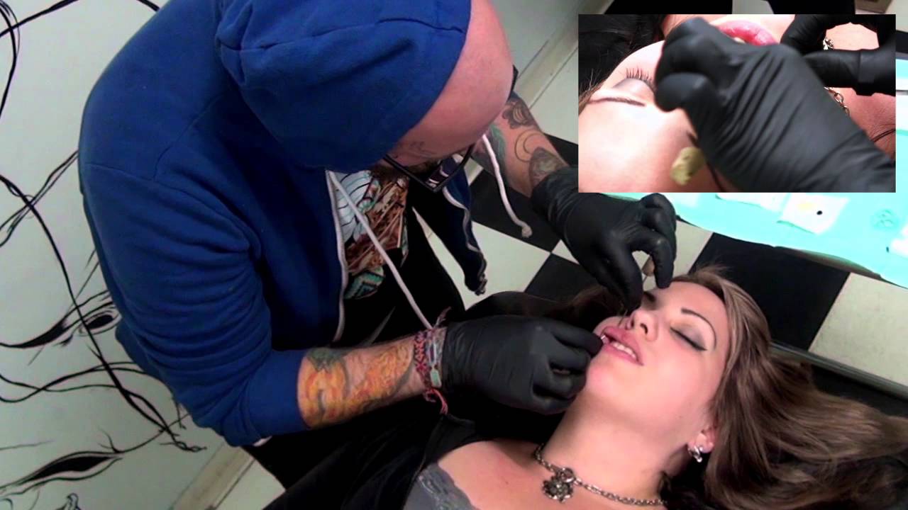 Litany Monroe Piercing