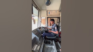 #lalpari #stpremi #travel #msrtclalpari #driver #msrtcbus #msrtc #bus #st