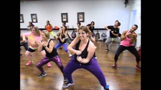 Zumba® Fitness with LO - *Warm Up / United States of Pop 2009*
