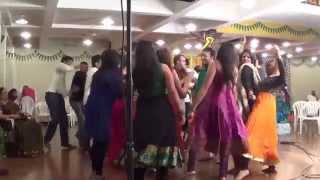 Lungi Dance with some Cricket moves