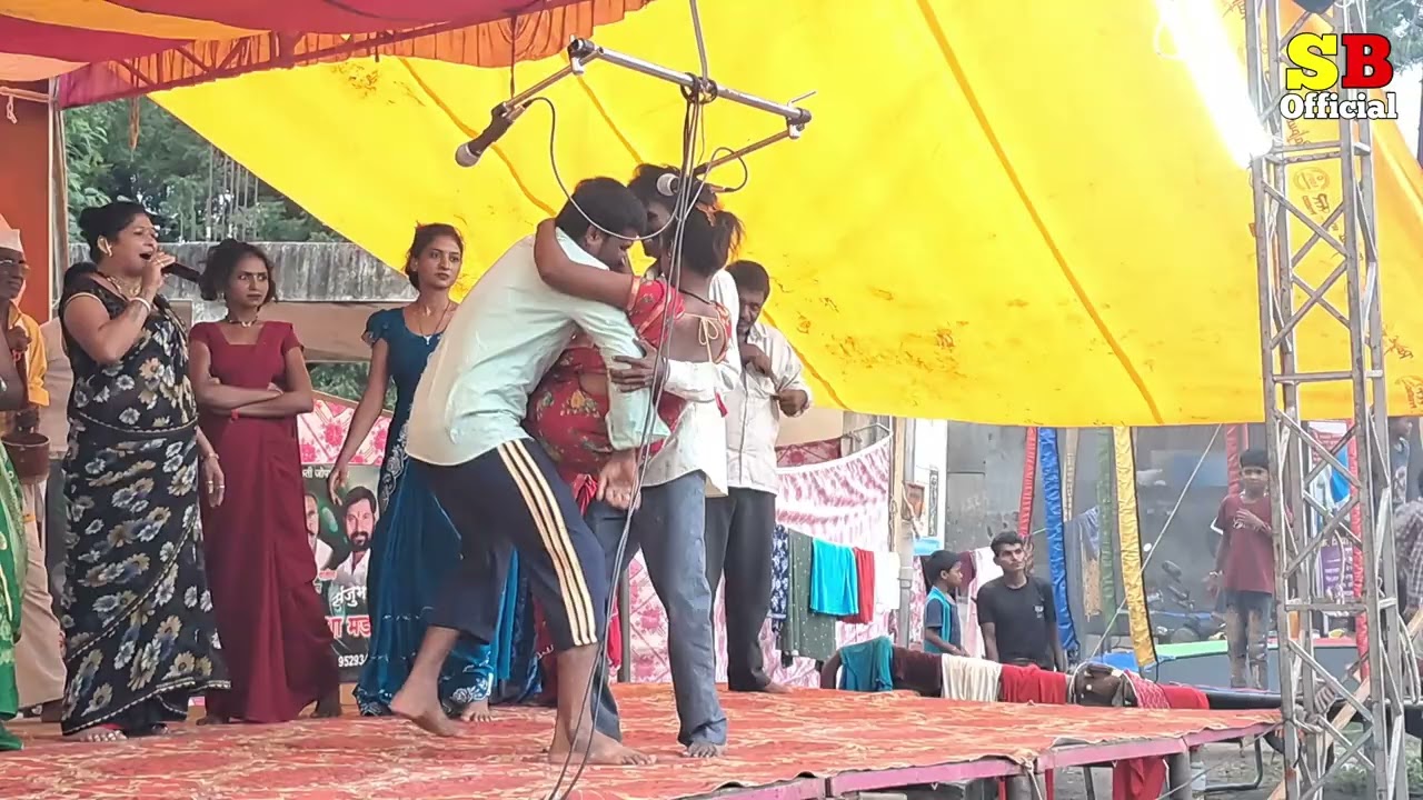 Comedy video😂 एक नंबर खतरनाक कॉमेडी हसून हसून दुखेल पोट अशी कॉमेडी 😂बारकू पिराजी लोकनाट्य तमाशा मंडळ