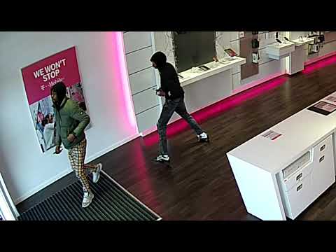 Detectives Investigate Three Thefts from Cellular Phone Stores