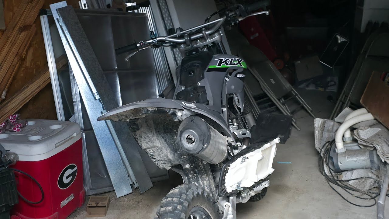 Changing the Battery on my KLX 230R.. - YouTube