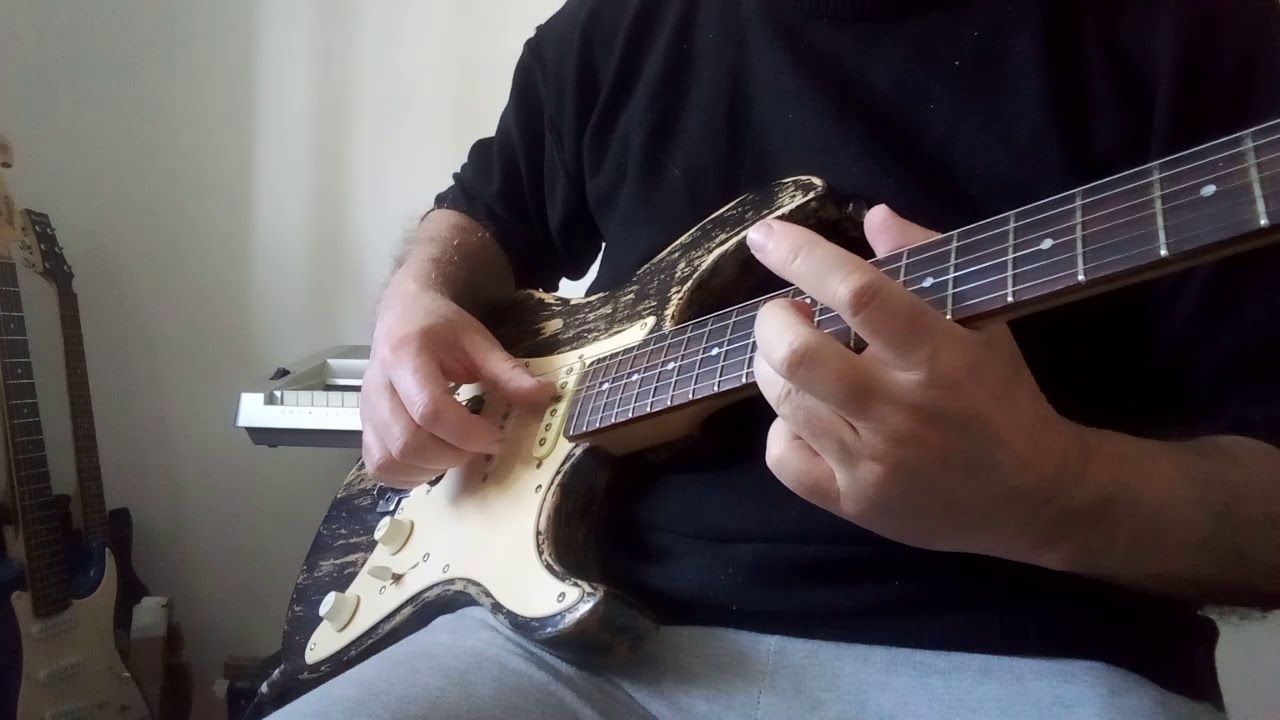 Guitarra Yamaha EG303 - Stratocaster Personalizada - YouTube