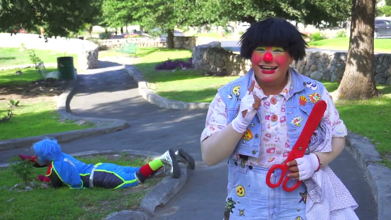 GORDITO es PELUQUERO | Mi propia peluquería  | Hitos | Ramito y Gordito