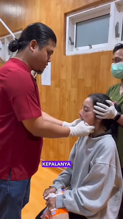 dokter mengatasi dislokasi rahang semoga bermanfaat