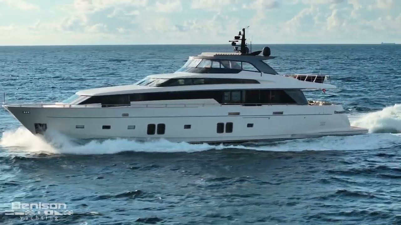 Exploring 106' Sanlorenzo XWAVE: Tailored for The Americas