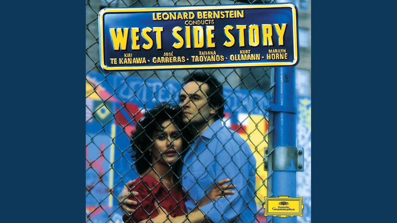 Bernstein: West Side Story: IV. The Dance at the Gym: d. Cha-Cha adlı videoyu YouTube'da izle
