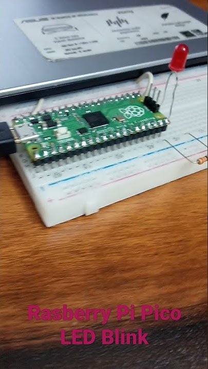 Raspberry Pi Pico LED Blink || Easy Project #shorts - YouTube