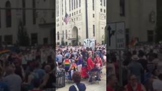 2017 Pride Parade, turning onto Broad