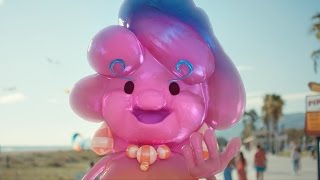 Candy Crush Jelly Saga - TV Commercial - Meet the Jelly Queen screenshot 5