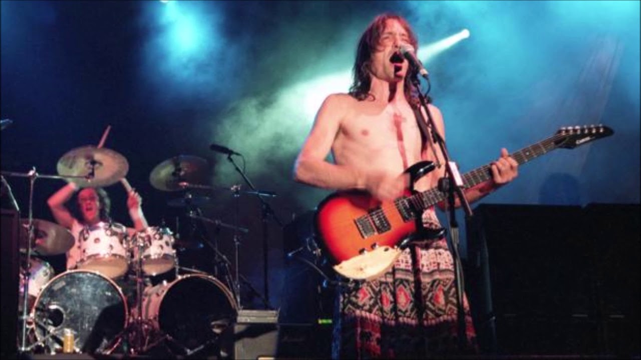 Extremoduro 04 V centenario YouTube