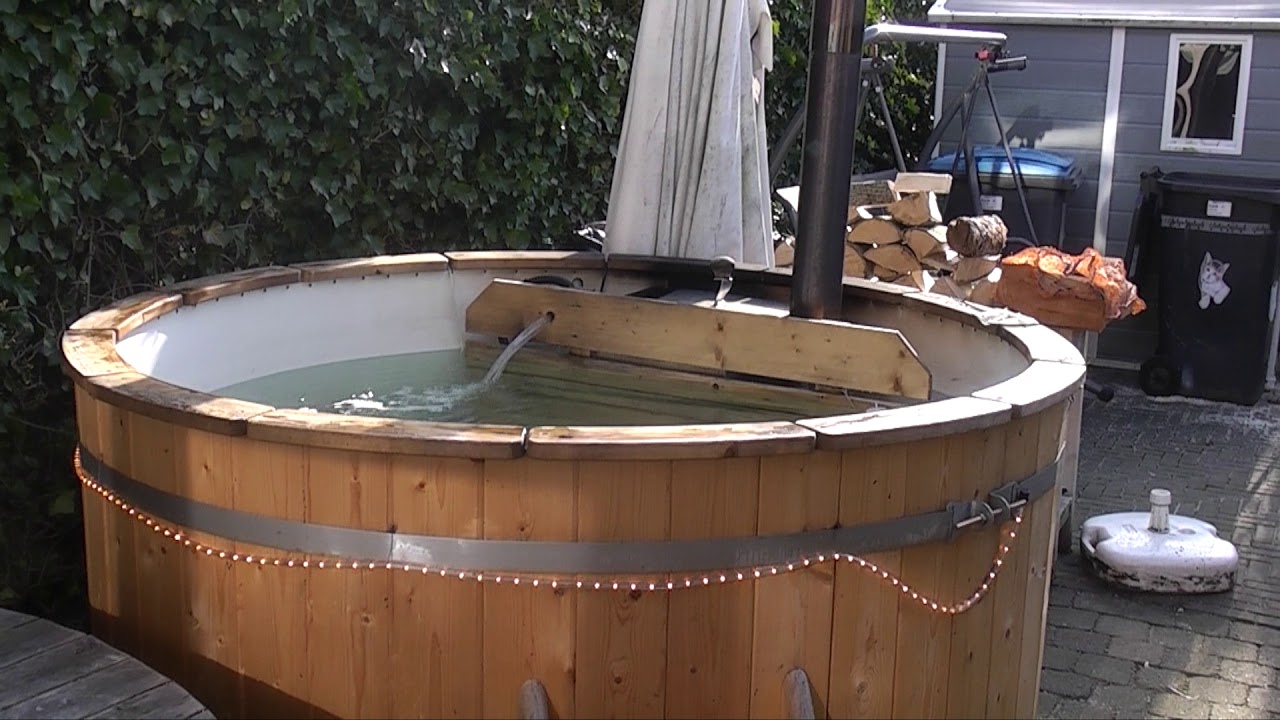 Welp Lekvrije Houten Hottub - YouTube DT-82