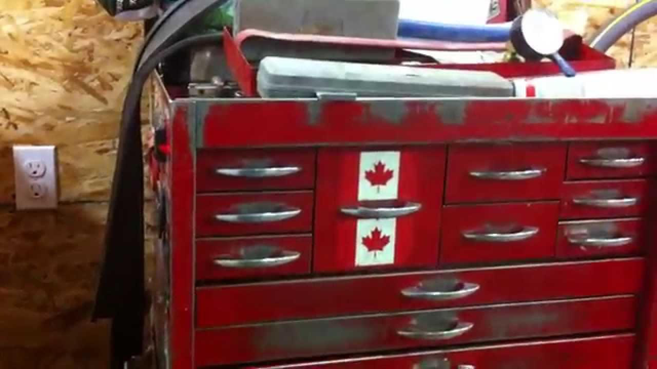 Vintage Vs Antique >> Antique Tool Box Is it a Mac Or a Snap-on or Generic - YouTube Vintage Vs Antique >> Antique Tool Box Is it a Mac Or a Snap-on or Generic - YouTube