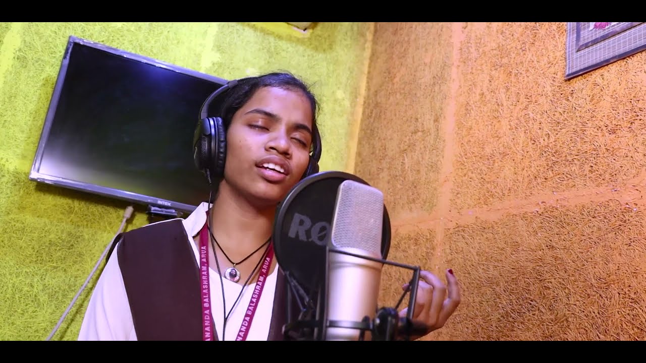 Aahe Nilachala Bihari -- Bhajan from Hariharananda Balashram children