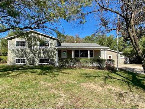 1102 E Williamsburg Rd, Andover, KS home video tour