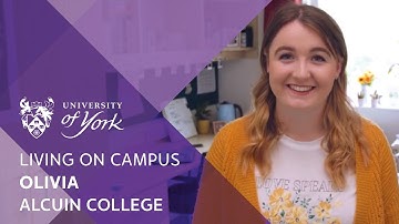 Living on campus: Olivia (Alcuin College)