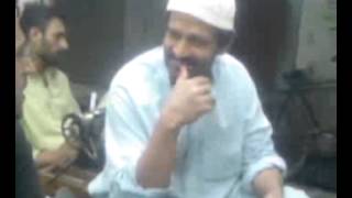 Download Lagu Zara thehr ja ve chori chori by Najmi Sahib Dina MP3