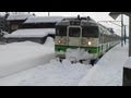 [Heavy Snow] 115系電車 雪で線路がふさがれ発車できず 越後線 礼拝駅 2012.2.19