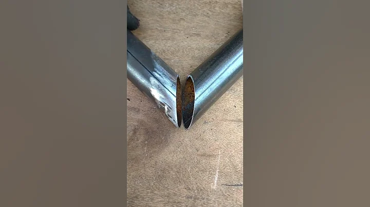 The welder's secret technique for making round pipe joints at 90 degree angles