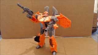 Chuck's Reviews Transformers Generations Jhiaxus