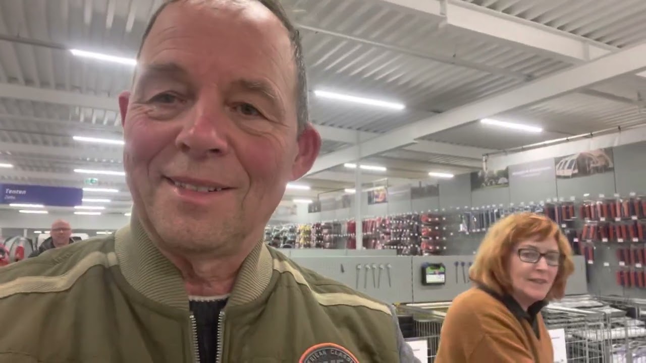 Middagje winkelen bij Obelink. De grootste kampeer en outdoor winkel van Europe