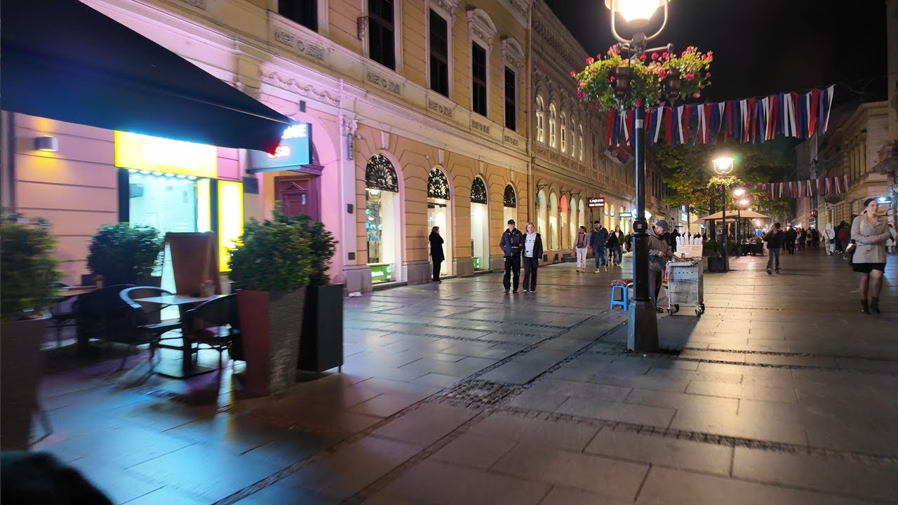 Belgrade After Dark: 🌙 Bike Tour of the Night City