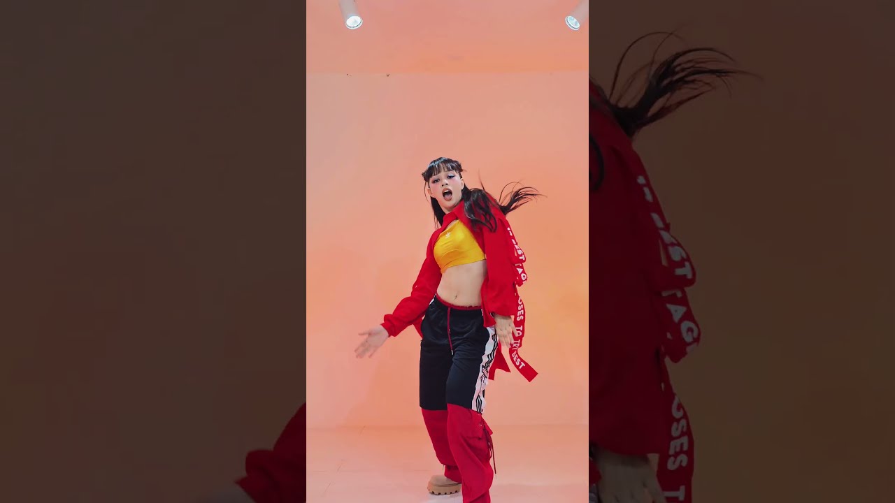 BABYMONSTER - ‘HOT SAUCE’ dance cover @BABYMONSTER #BABYMONSTER #베이비몬스터 #HOTSAUCE #shorts #kpop