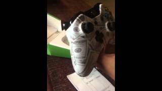 Unboxing of a gamermodz controller with juggernaut mod