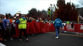 2013 1117 PhillyMarathon StartVideo