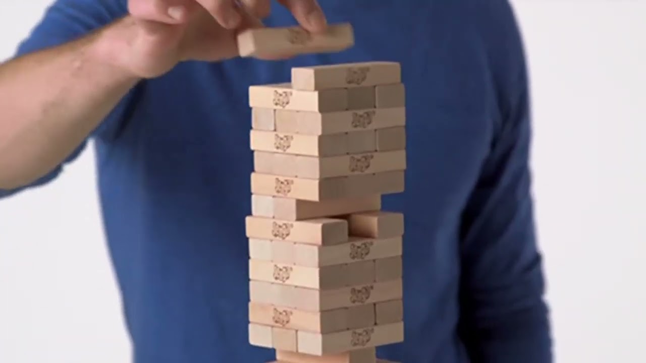 Hasbro Gaming Jenga Classic Game with Genuine Hardwood Blocks,Stacking Tower Game