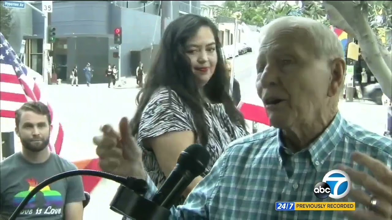 The Black Cat In Silver Lake Becomes California's First LGBTQ+ Historical Landmark