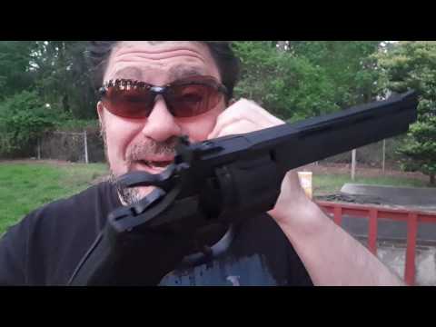 NEW DLC Black Colt Python Revolver Review!!!